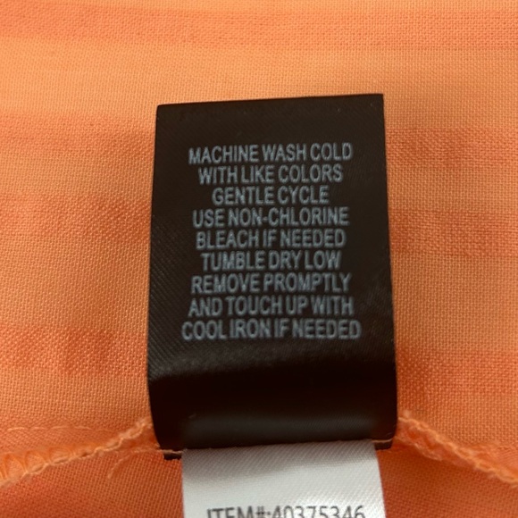 NWT Torrid Seersucker Button Front Crop Top Size 2 2X READ - Picture 10 of 10